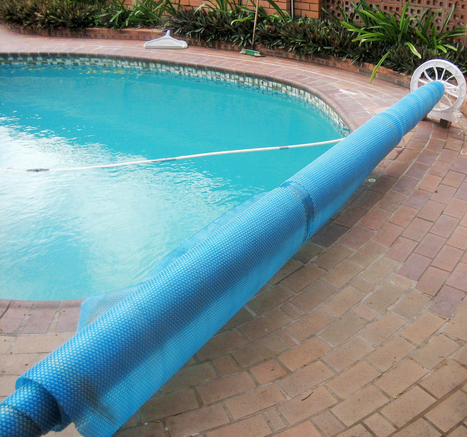 6 Tips to be an Environmentally Conscious Pool Owner